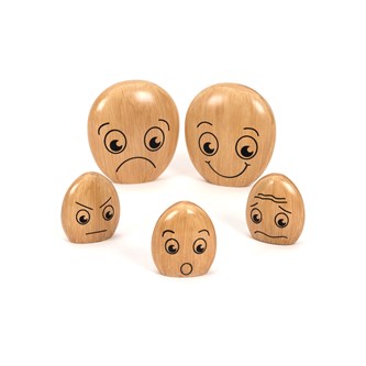 Trefigurer med følelsesuttrykk