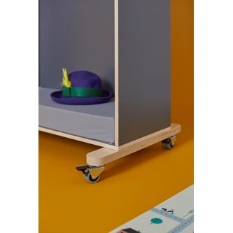 Fixa sensorisk bord 1,5:0,5 med en kasse/balje