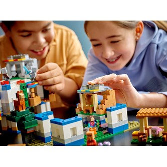 LEGO® Minecraft Lamaby