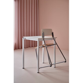 Stol Como FSC meie sh 45 cm medium sete svart