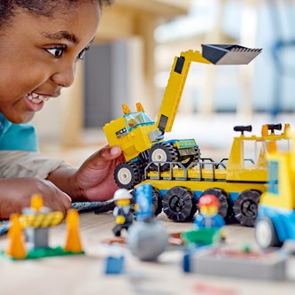 LEGO® City anleggsmaskiner og kran med rivningskule