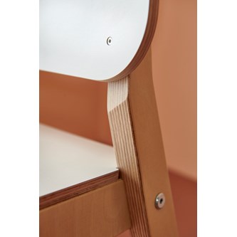 Barnestol Grow FSC D21 sh50 cm med fotstøtte