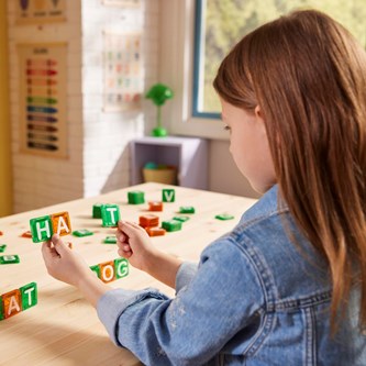 Magna-Tiles Lær bokstaver og tall 112 deler