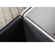 Edge gulvskjerm 120x150 cm. Stoff Fiji