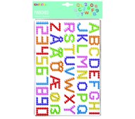 Perleplater bokstaver og tall