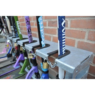 ScooterPark stativ for sparkesykkel