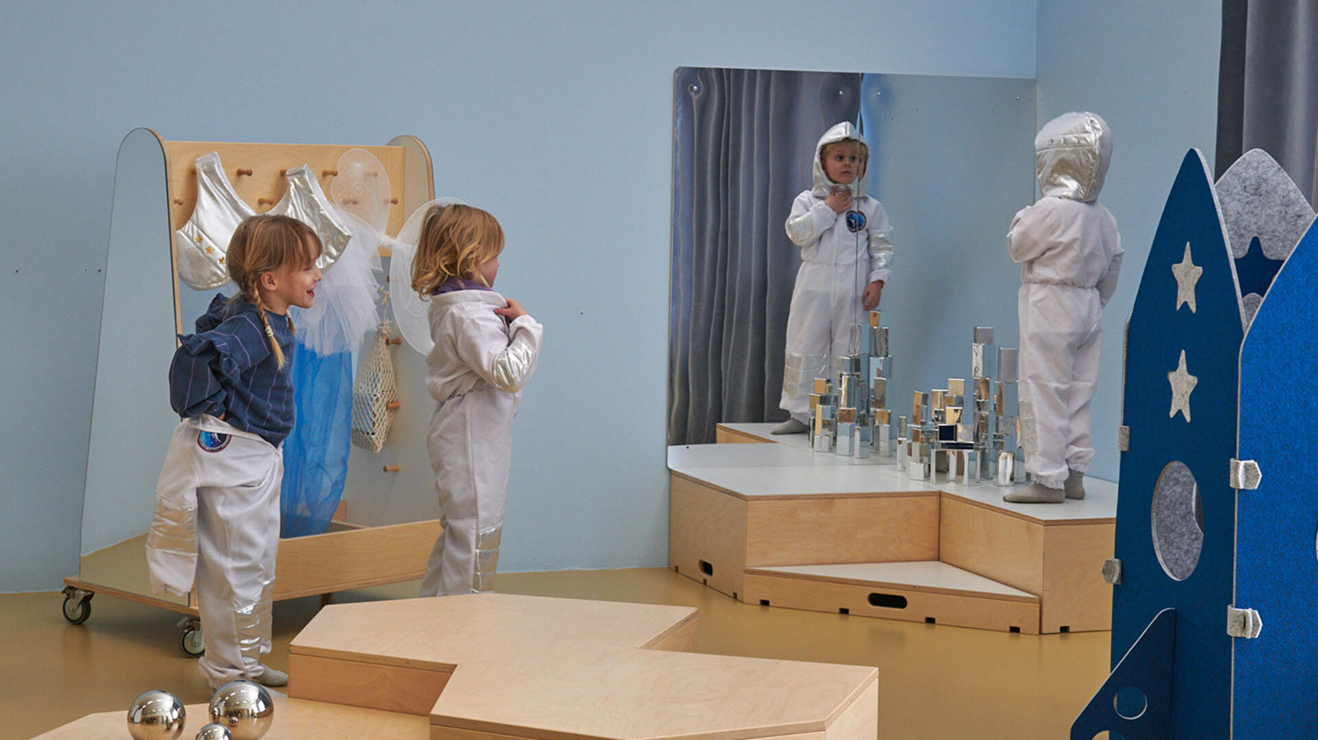 Veggspeil & gulvspeil