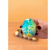 Mal påskeegg med bobler