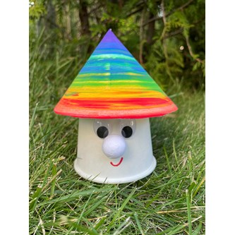 Sopp av pappkrus regnbue/pride