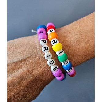 Perle et armbånd, regnbue/pride