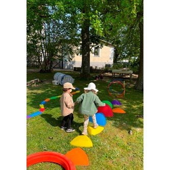 Hinderløype for de yngste