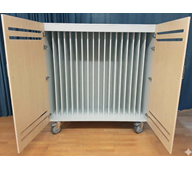 Norden madrasskap med hjul B140 D62 H160 hvit