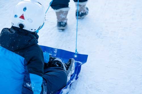 barn som spiller curling